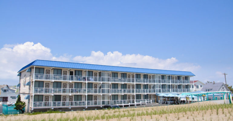 Beach Haven Hotels: Where and When to Book your Stay!